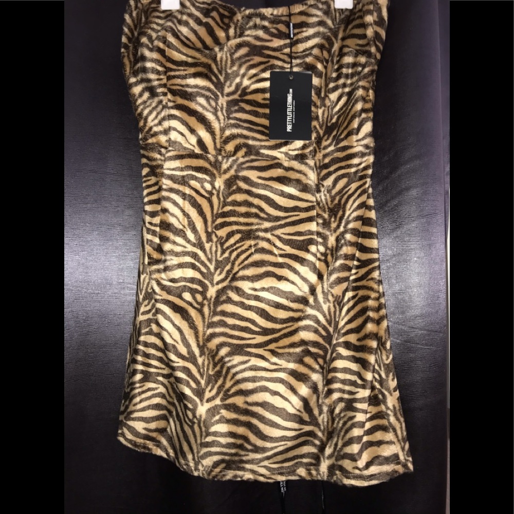 Strapless dress